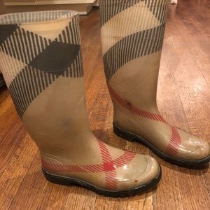 Burberry rain boots